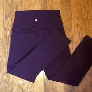 Lululemon Wunder under leggings
